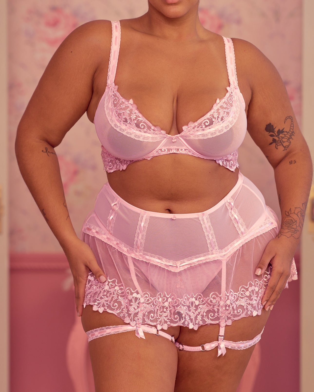 Rose Lingerie Set in Pink