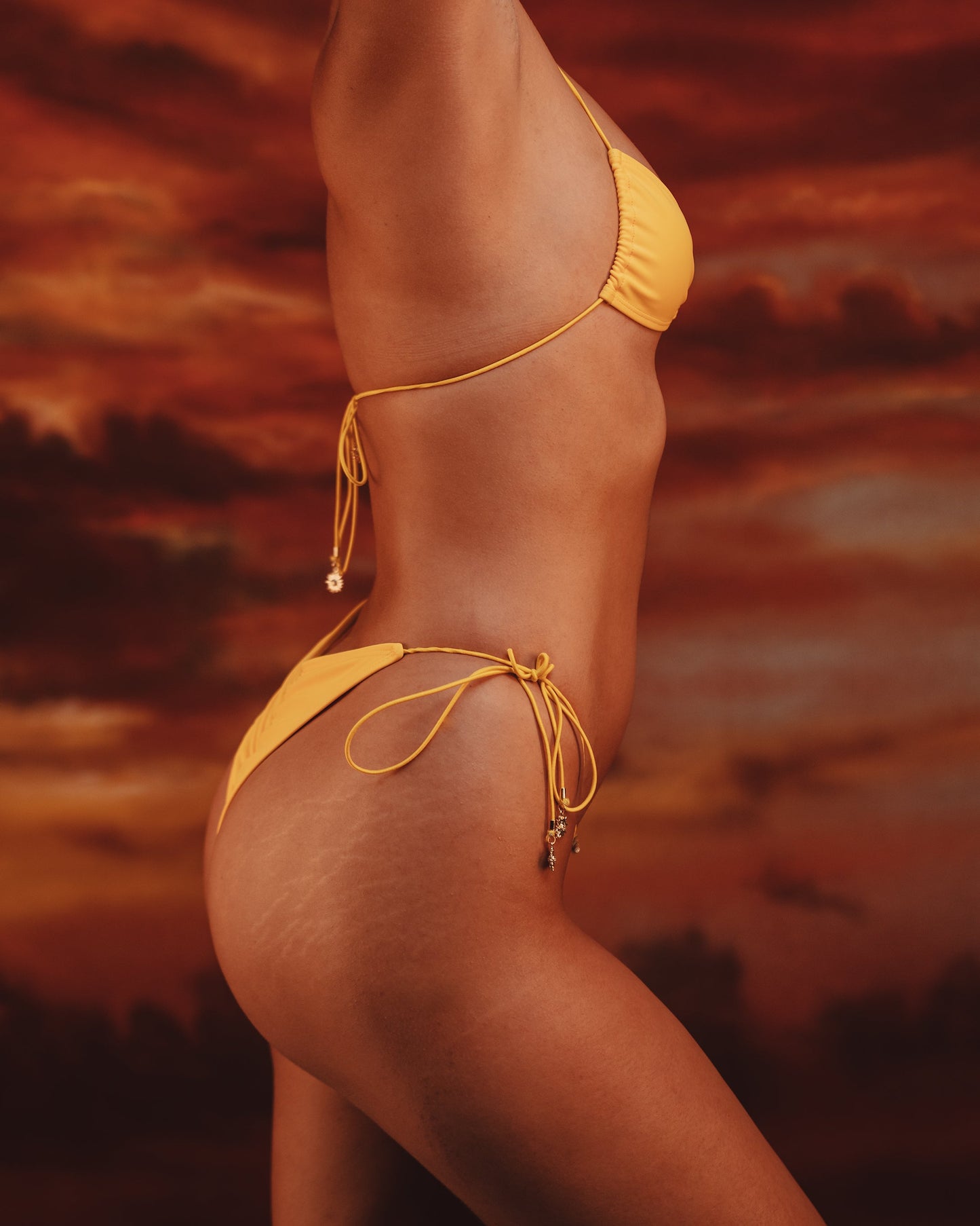 Naos V-Kini Bottom in Yellow